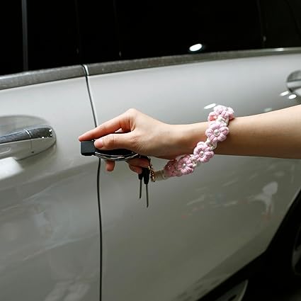 Handmade Woven Flower Keychain – Pink Pearl Floral Charm Bag Pendant for Women, Cute Cotton Rope Key Holder